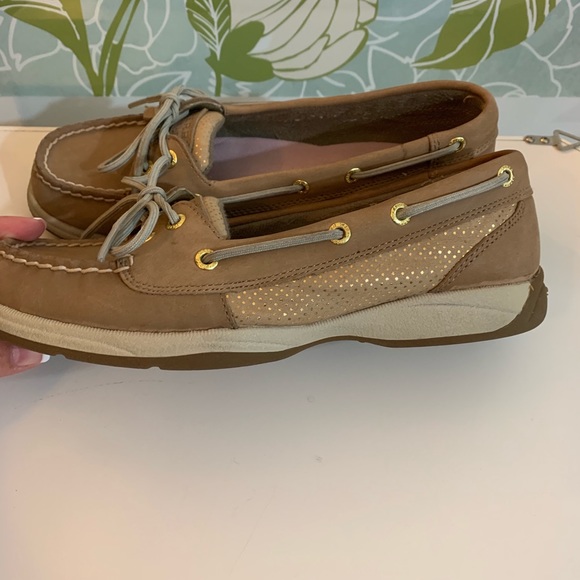 Sperry Shoes - Picture 2 of 6
